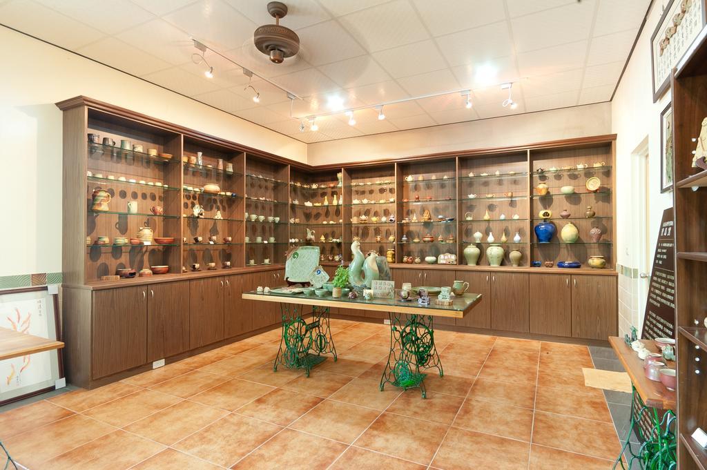 Family Pottery Bed & Breakfast Kota Tua Kota Tua Hengchun Bagian luar foto