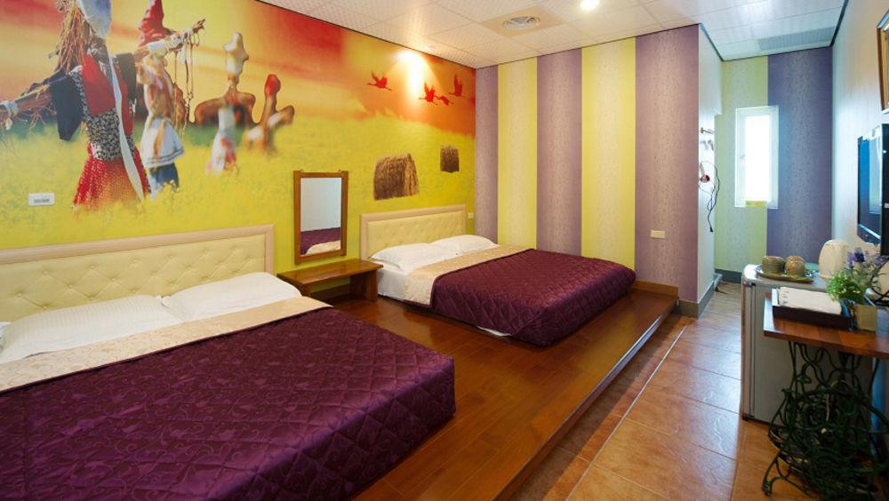 Family Pottery Bed & Breakfast Kota Tua Kota Tua Hengchun Bagian luar foto